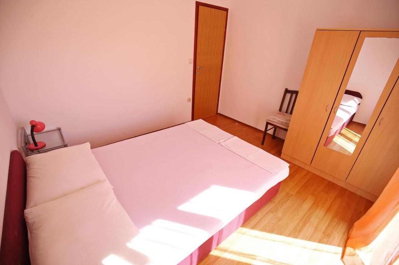 Apartmani Buca Biograd Na Moru Buitenkant foto