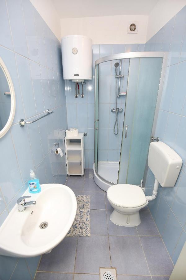Apartmani Buca Biograd Na Moru Buitenkant foto