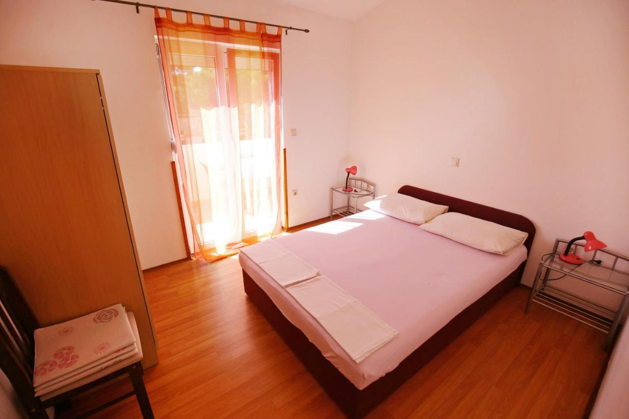 Apartmani Buca Biograd Na Moru Buitenkant foto