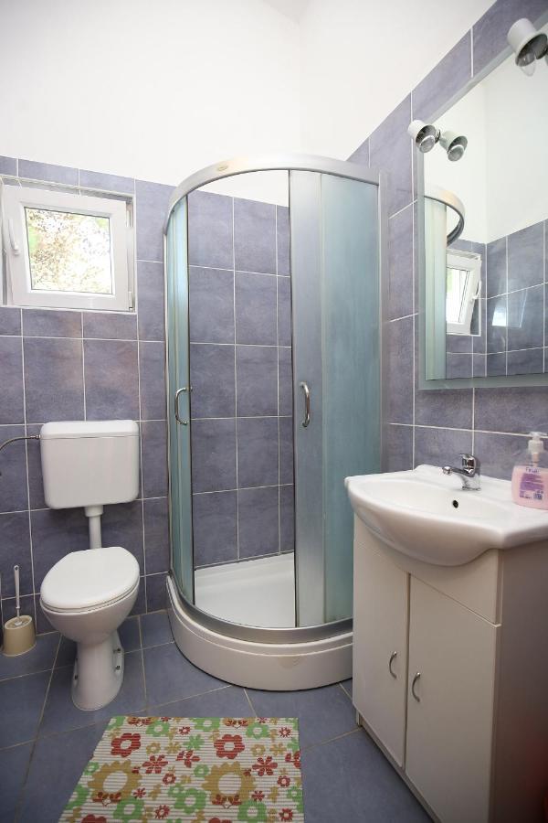 Apartmani Buca Biograd Na Moru Buitenkant foto